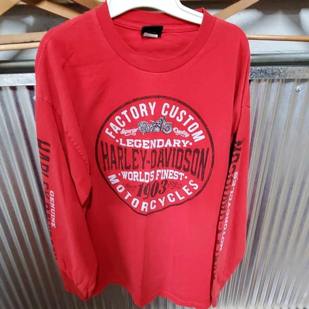 Long sleeve Harley Davidson tshirt
